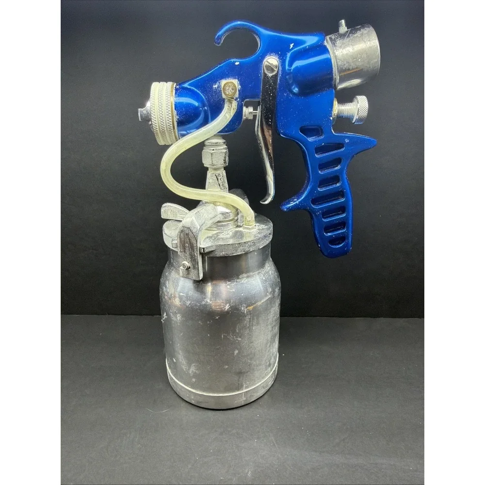 Versatile HV5500 Spray Gun Assembly - 1 qt. Capacity (PRE OWNED)